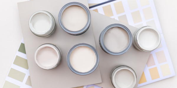 Pintar Fachadas y Patios de Luces de Comunidades Vecinos / Propietarios Torelló · Pintura para Pintar Viviendas y Edificios Residenciales
